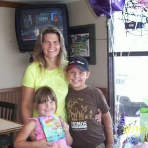 Meet your Posher, Sheri